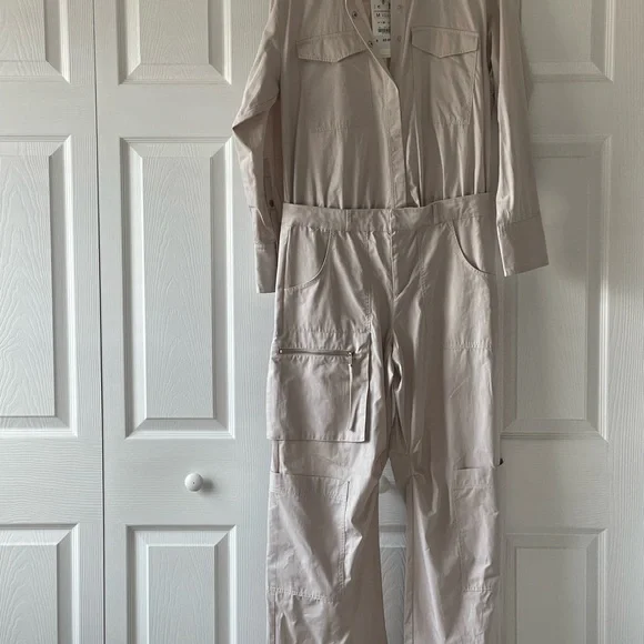 Zara beige jumpsuit - Picture 7 of 9